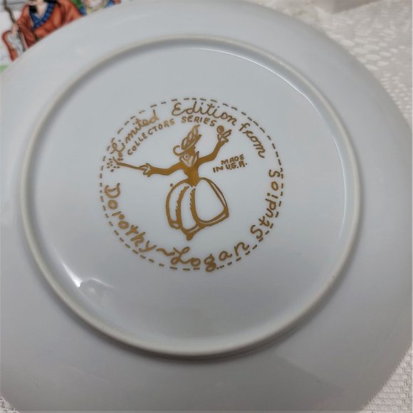 Oriental Style Collector plates by Dorothy Logan Studios - Picture 10 of 10